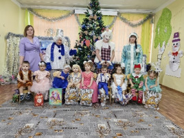 Мы встречаем Новый год Мы встречаем Новый год.